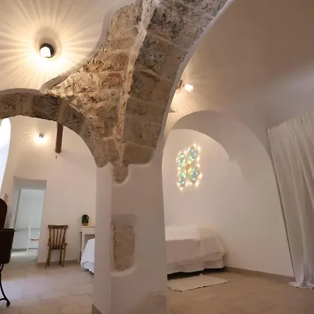 Trulli Tauro Country House Con Idromassaggio Villa *