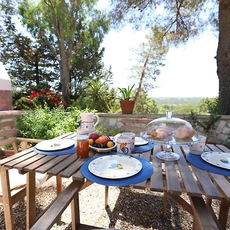 Trulli Tauro Country House Con Idromassaggio