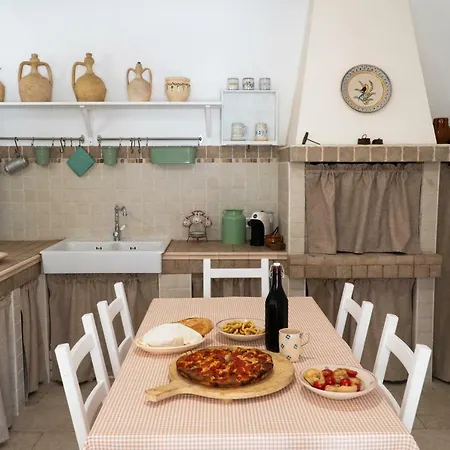 Villa Trulli Tauro Country House Con Idromassaggio