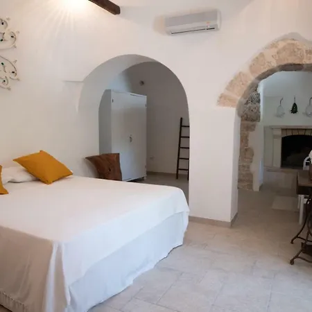 Villa Trulli Tauro Country House Con Idromassaggio *